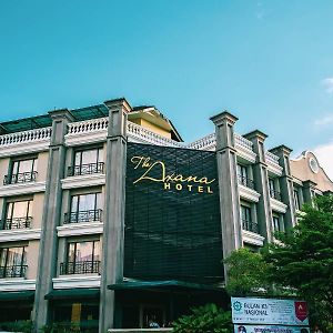 The Axana Hotel - Padang